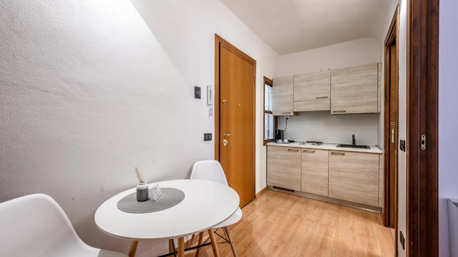 Apartment Emilia Studios 5 Modena